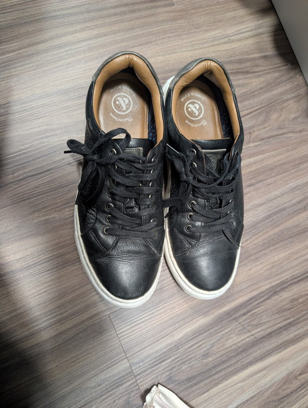 Thomas & Vine Men's Black Leather Low-Top Sneakers - Casual Streetwear - Picture 2 of 4
